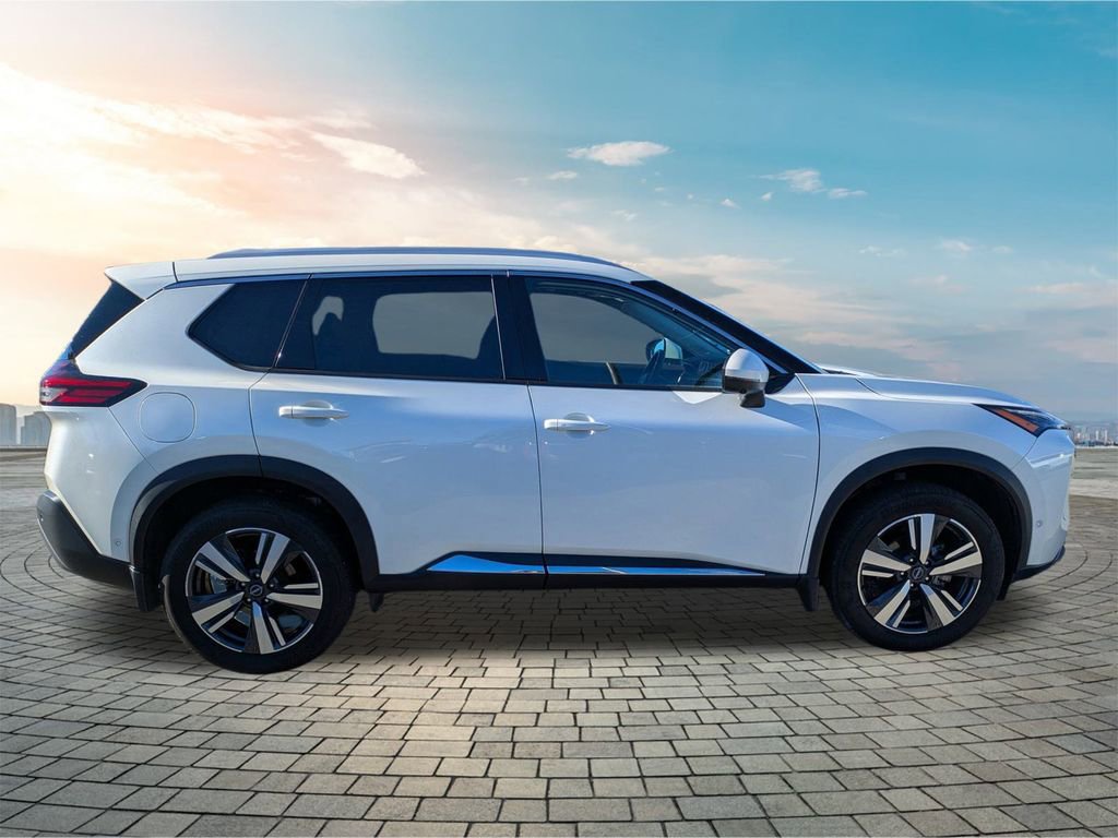 Certified 2023 Nissan Rogue SL w/ SL Premium Package image 4