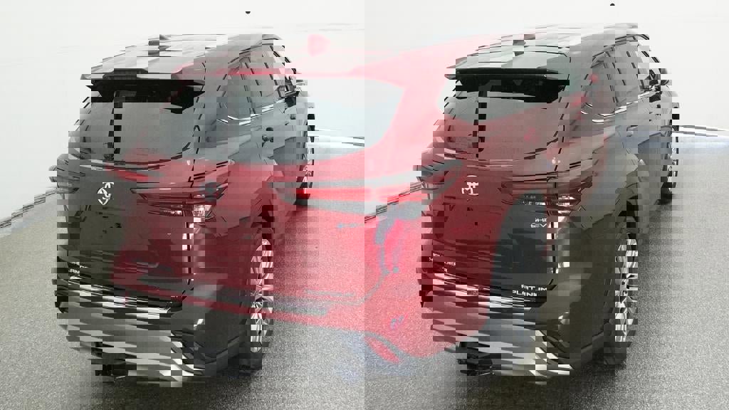 New 2026 Toyota Highlander Platinum image 8