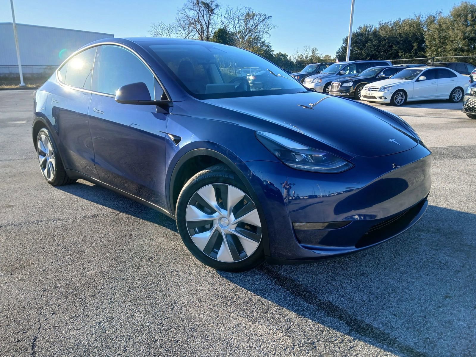Used 2023 Tesla Model Y Long Range image 1