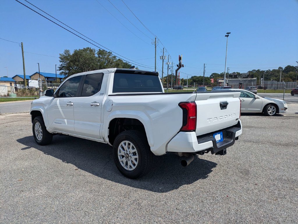 Used 2024 Toyota Tacoma SR5 RWD image 6