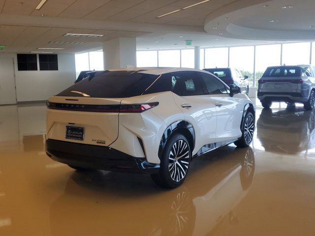 Used 2023 Lexus RZ 450e Premium image 11