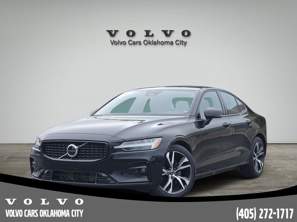 Used 2024 Volvo S60 B5 Core FWD image 1