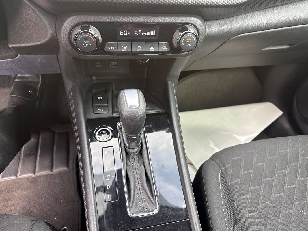 Used 2021 Nissan Kicks SV FWD image 23