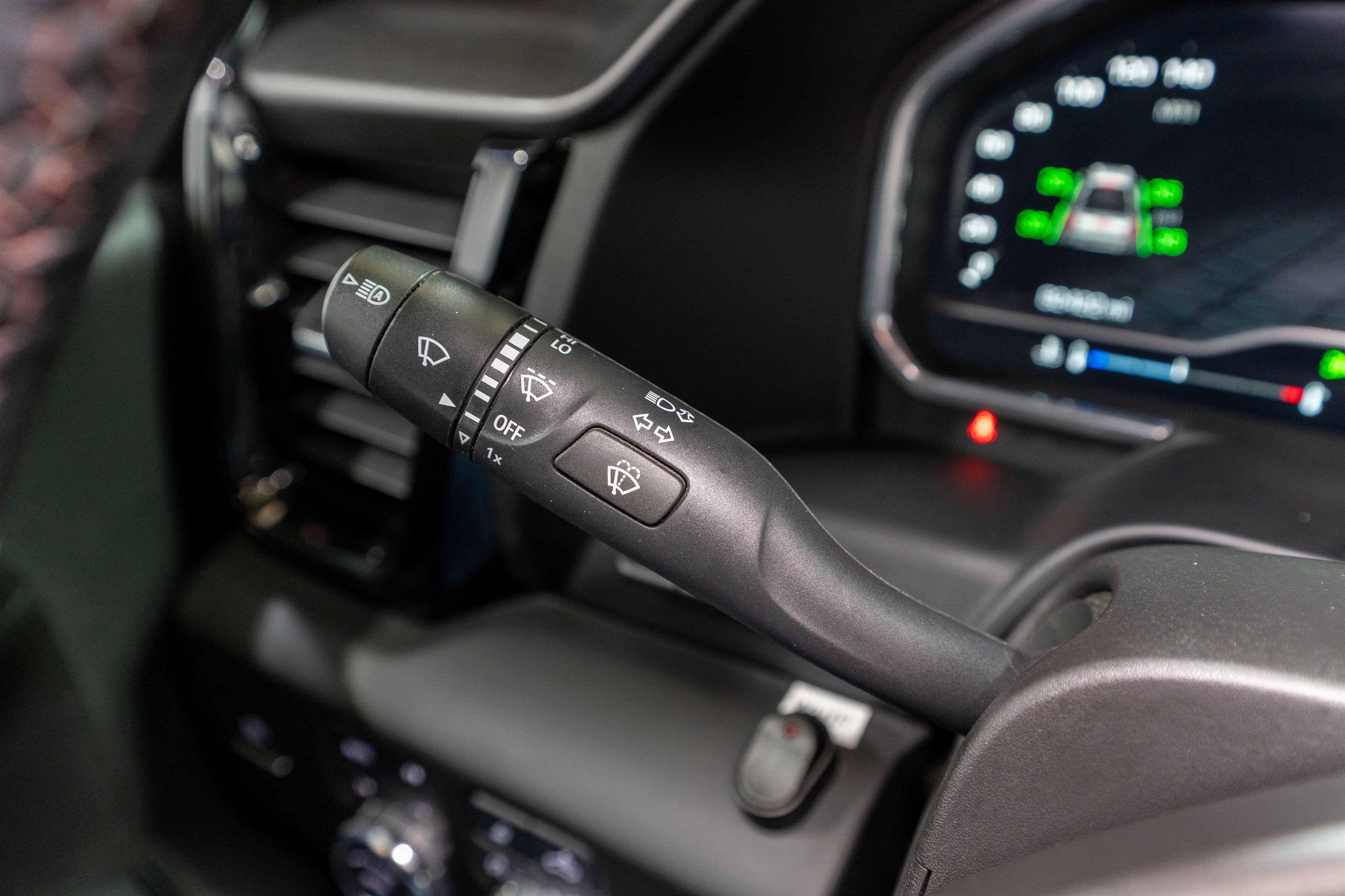 Used 2022 GMC Sierra 1500 AT4X image 32