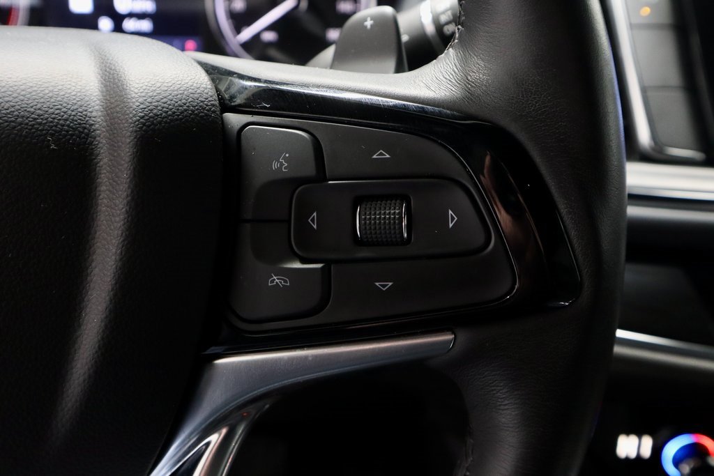 Used 2023 Buick Enclave Essence w/ Experience Buick Package image 31