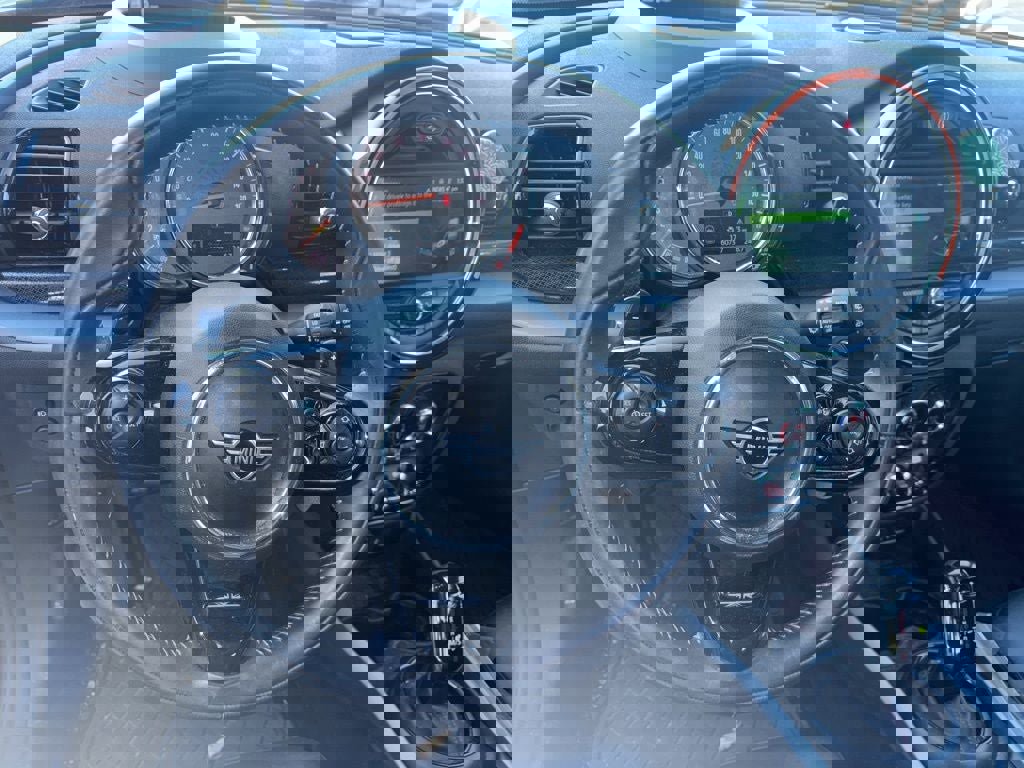 Used 2020 MINI Cooper Clubman S image 11