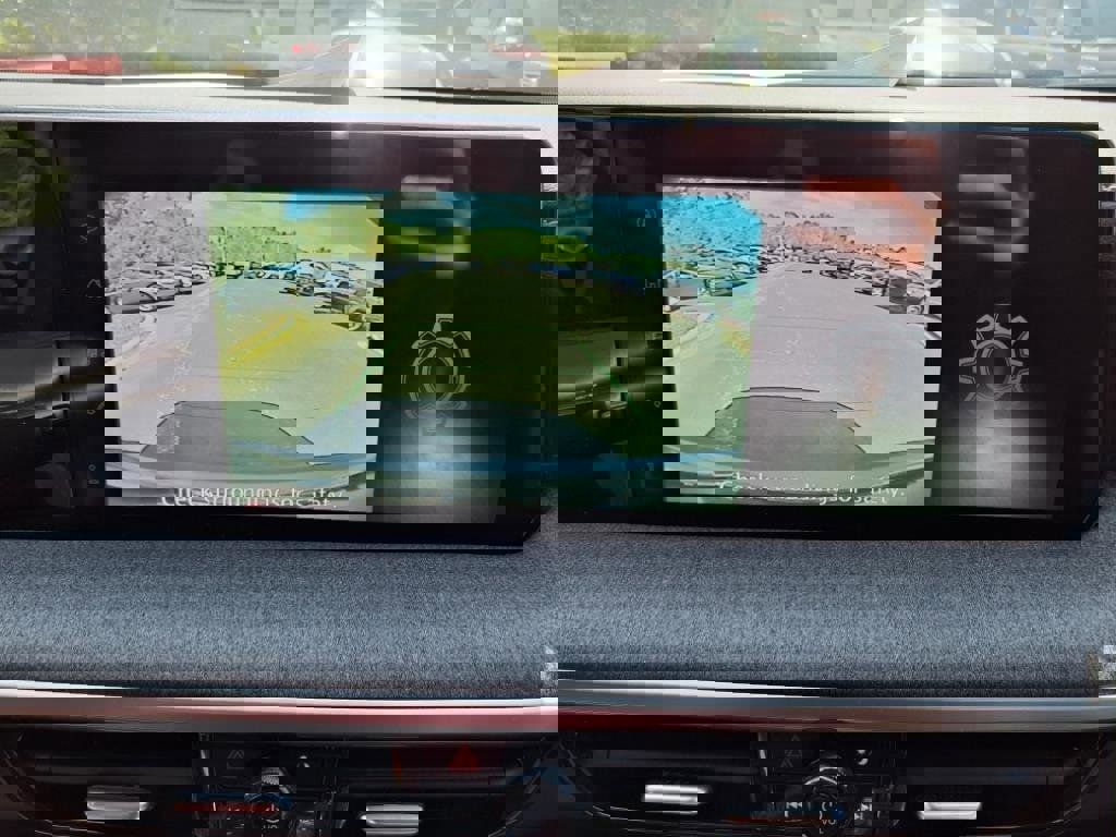 New 2025 Nissan Kicks SV image 10