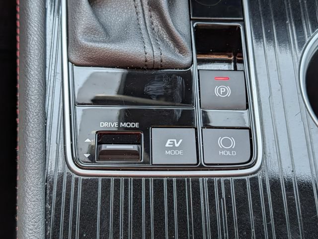 Used 2025 Toyota Sienna XSE w/ XSE Plus Package AWD/4WD image 16