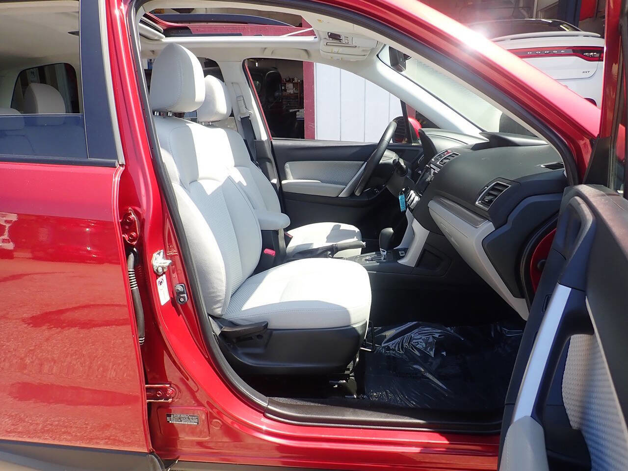 Used 2017 Subaru Forester 2.5i Premium w/ Protection Package #1 image 27