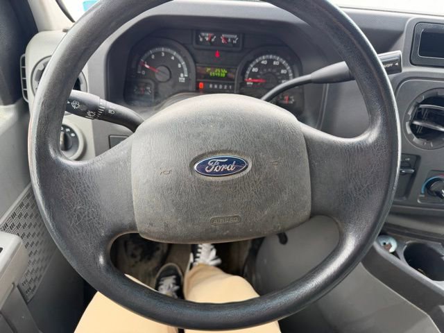 Used 2014 Ford E-350 and Econoline 350 Super Duty w/ Power Group image 13