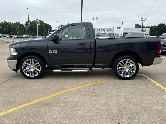 Used 2017 RAM 1500 Tradesman w/ Chrome Appearance Group RWD image 9