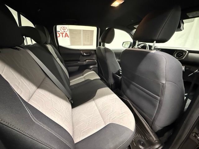 Certified 2023 Toyota Tacoma TRD Off-Road AWD/4WD image 7