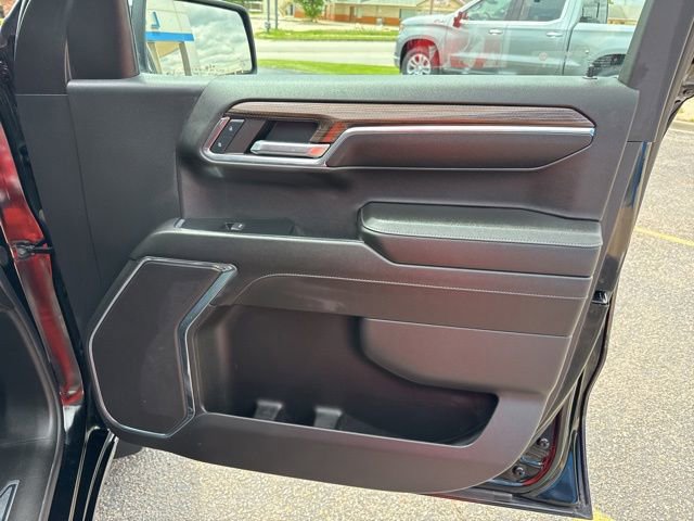 Used 2024 Chevrolet Silverado 1500 LT AWD/4WD image 16