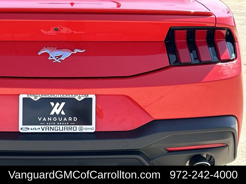 Used 2024 Ford Mustang Premium image 8