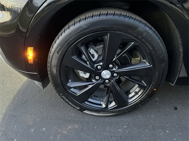 Used 2021 Buick Envision Essence w/ Technology Package I image 8