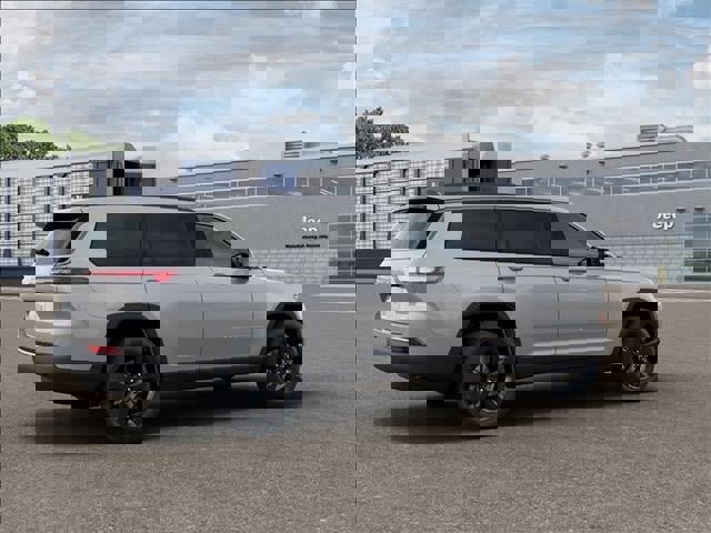 New 2026 Jeep Grand Cherokee L Limited w/ Limited Altitude Package image 27