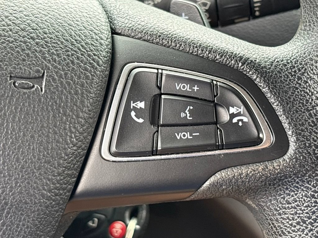 Used 2017 Ford Escape SE w/ Equipment Group 201A AWD/4WD image 18