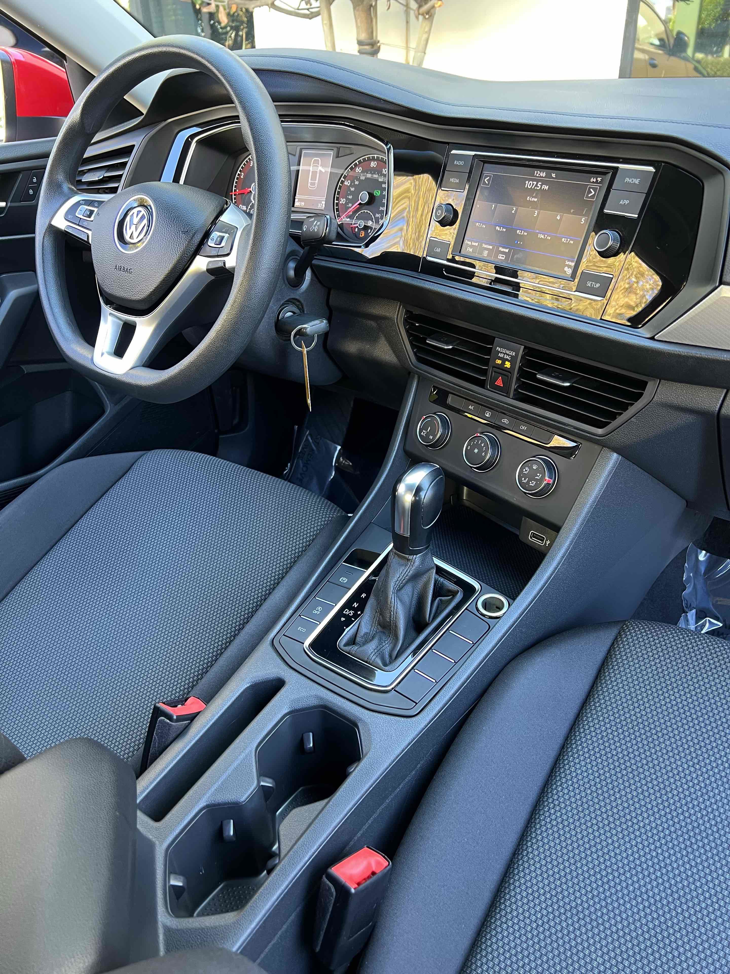 Used 2019 Volkswagen Jetta S image 27
