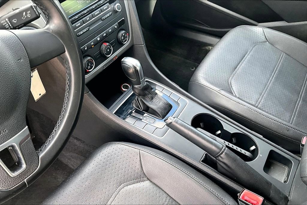 Used 2015 Volkswagen Passat 1.8T image 14