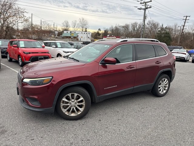 Used 2019 Jeep Cherokee Latitude w/ Popular Appearance Group image 2
