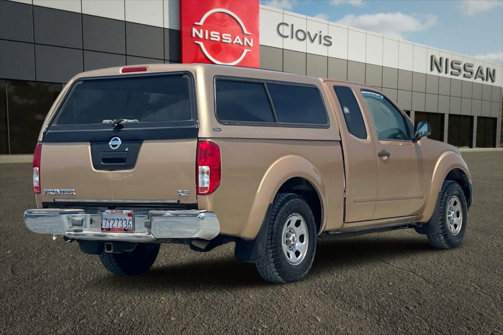Used 2005 Nissan Frontier XE w/ (U01) Preferred Pkg RWD image 3