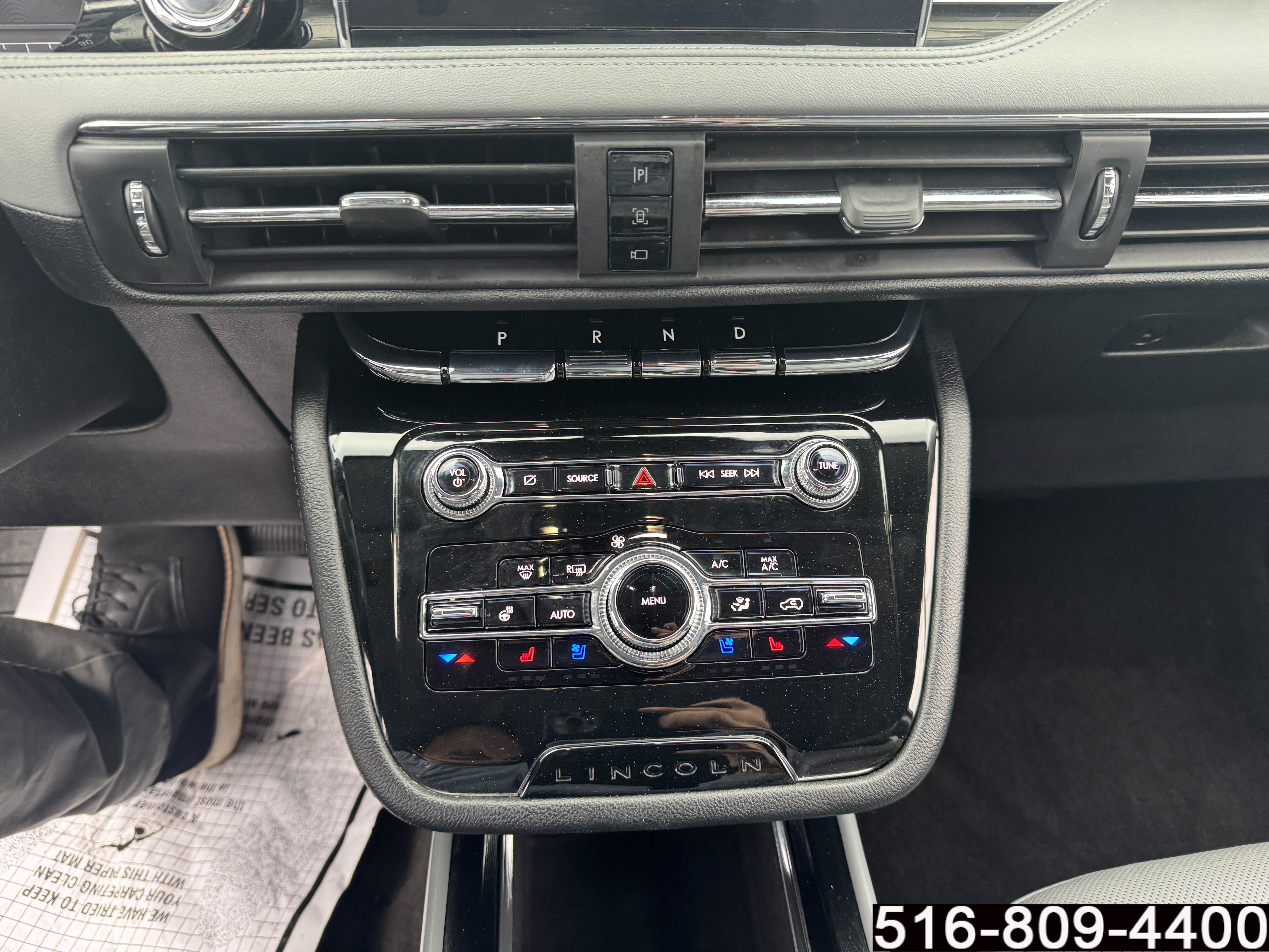 Used 2022 Lincoln Corsair AWD w/ Premium Package image 17