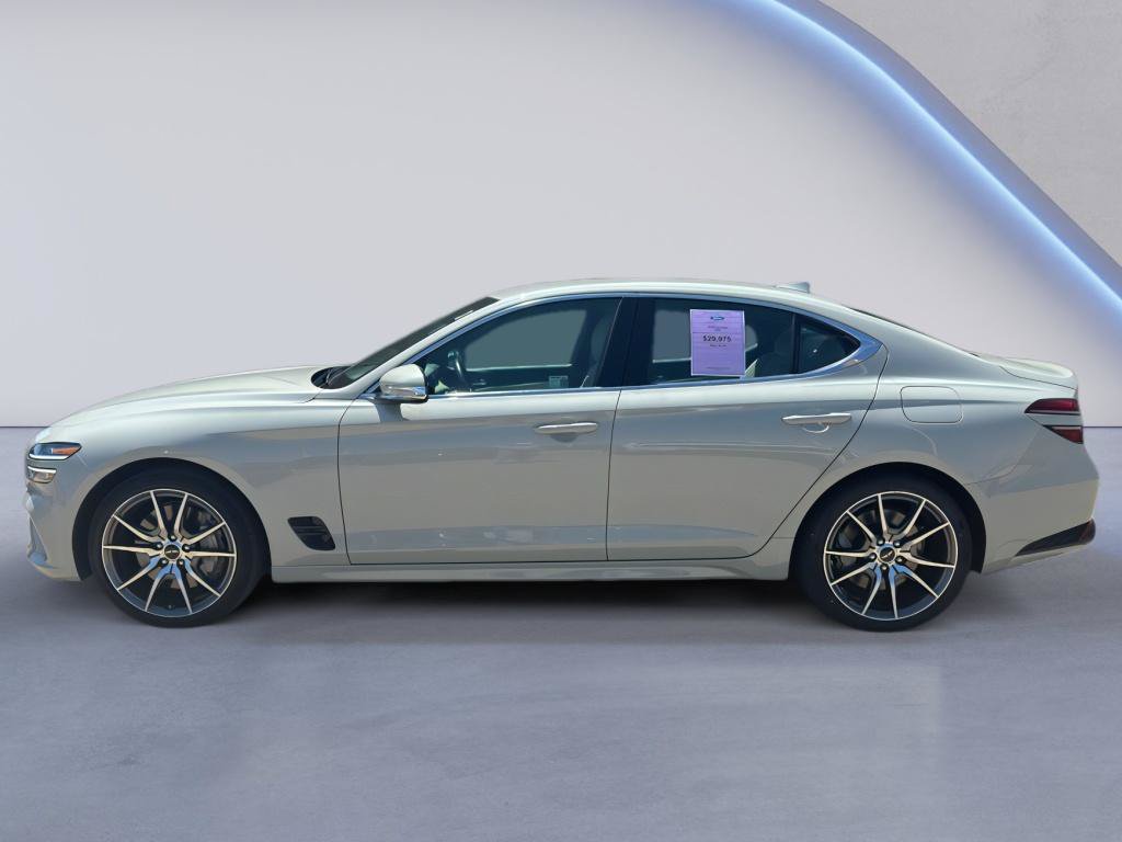 Used 2025 Genesis G70 2.5T RWD image 8