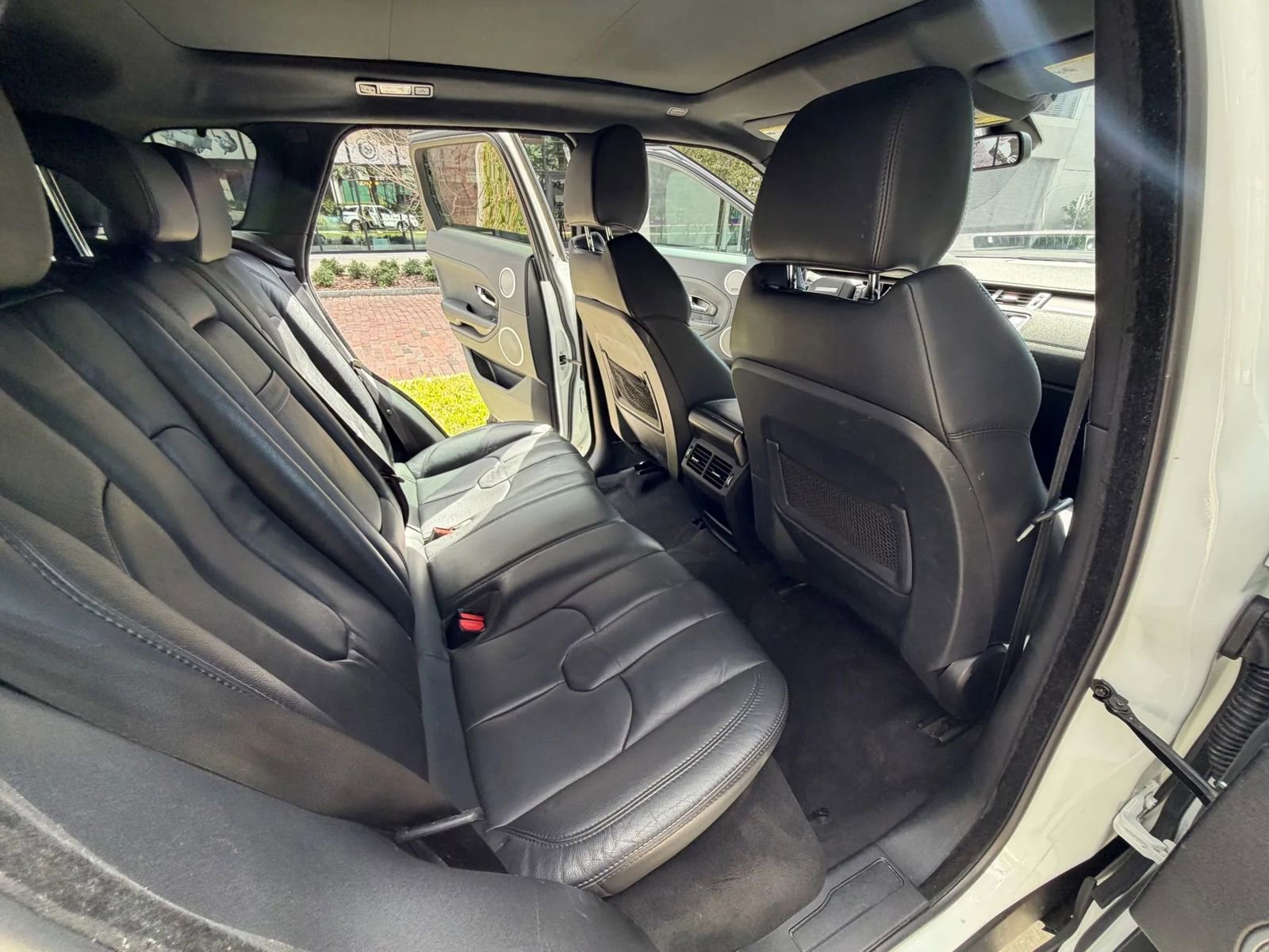 Used 2013 Land Rover Range Rover Evoque Pure Plus AWD/4WD image 18
