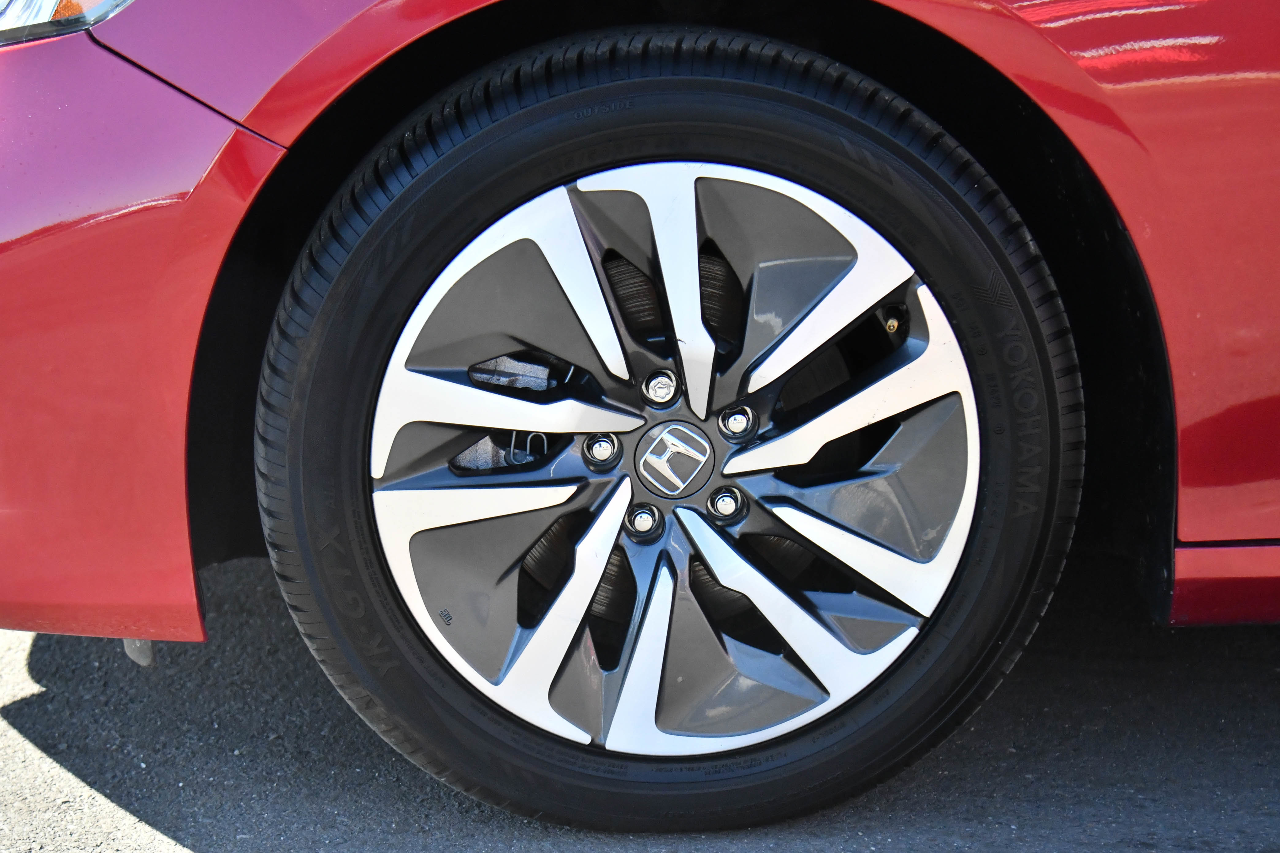 Used 2021 Honda Accord Hybrid image 12