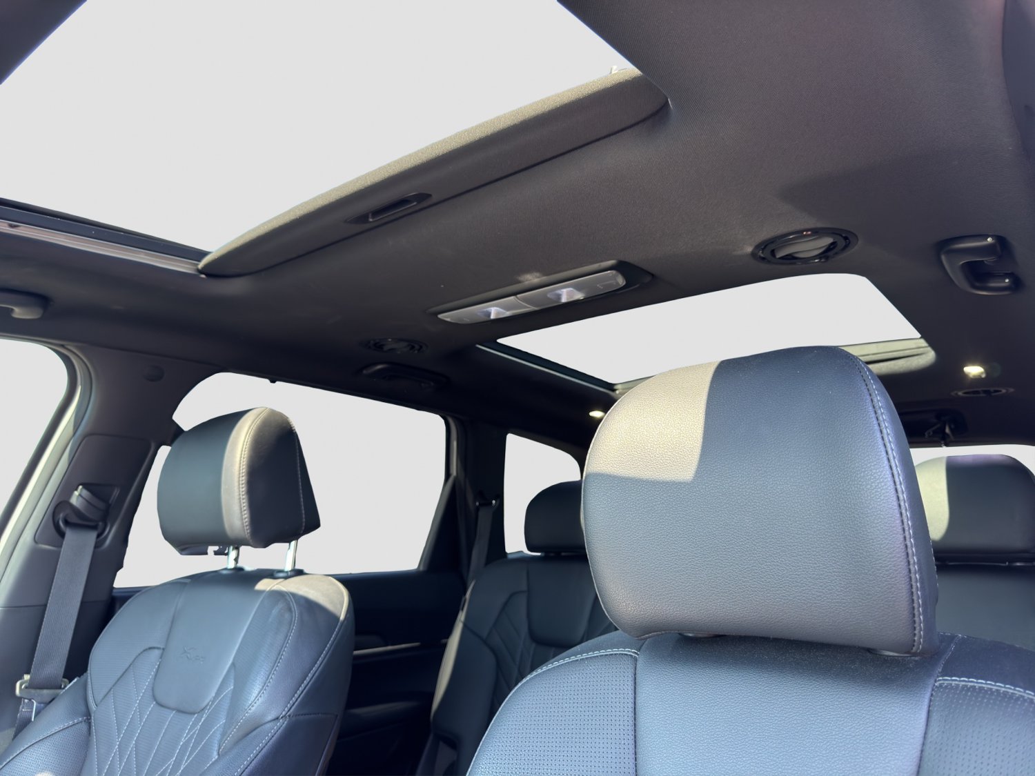 Used 2024 Kia Telluride SX X-Pro AWD/4WD image 24