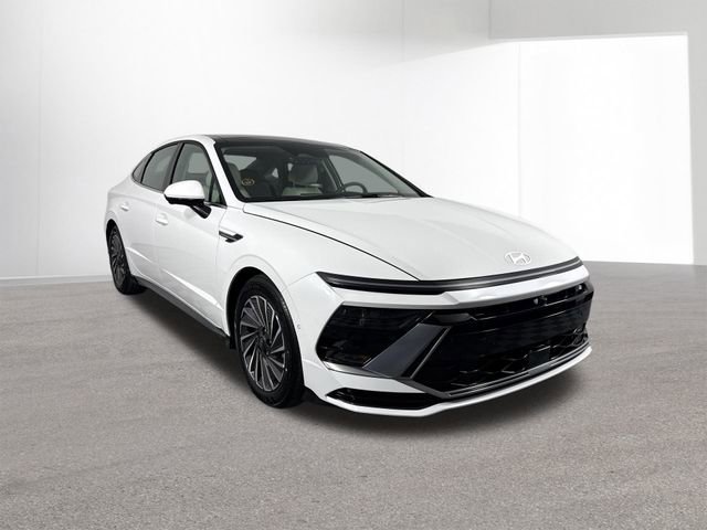 Used 2025 Hyundai Sonata Limited image 13