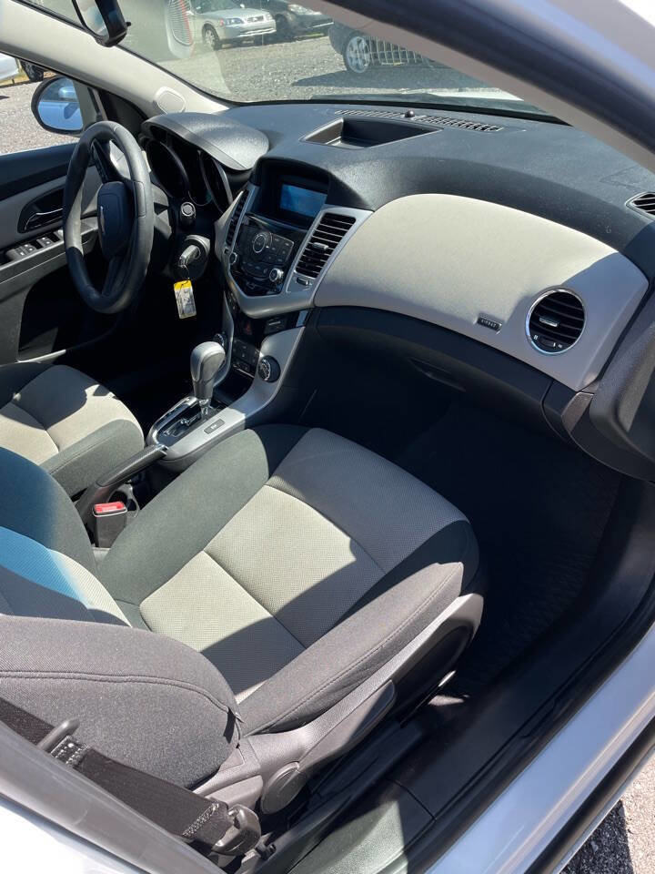Used 2012 Chevrolet Cruze LS w/ Connectivity Package image 26