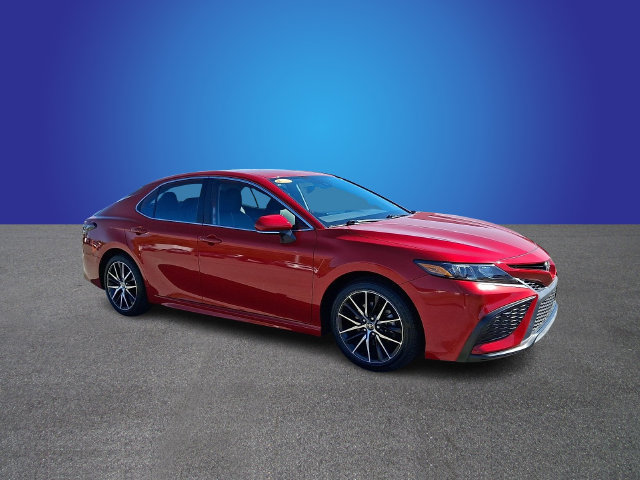Used 2024 Toyota Camry SE FWD image 3