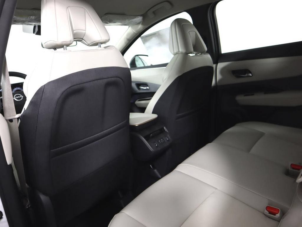 Certified 2023 Nissan Ariya FWD image 24