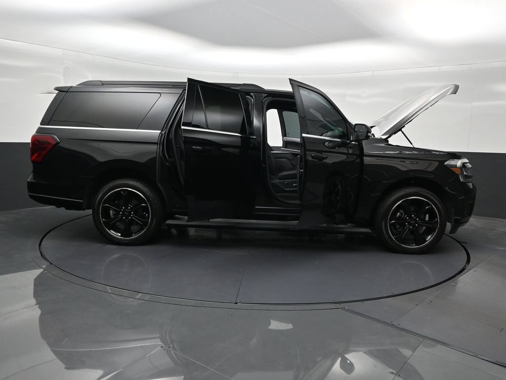Used 2024 Ford Expedition Max Limited AWD/4WD image 34