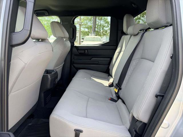 Certified 2025 Toyota Tacoma SR5 AWD/4WD image 16