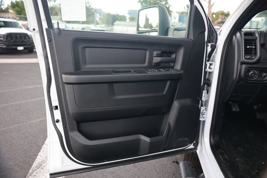 New 2026 RAM 3500 Tradesman AWD/4WD image 28