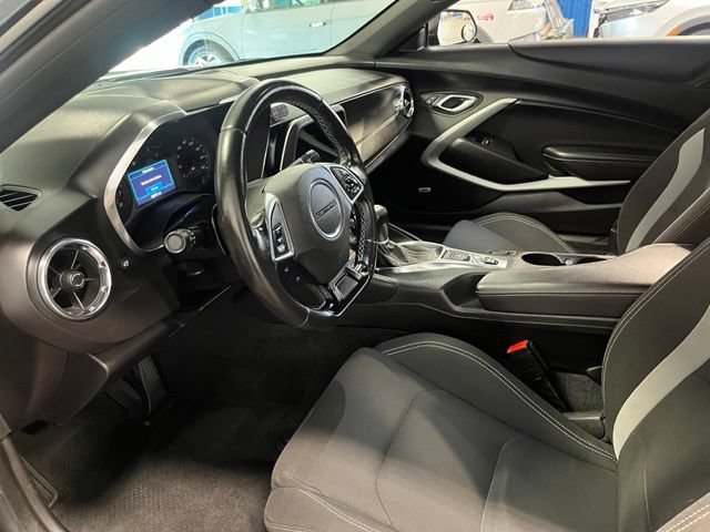 Used 2019 Chevrolet Camaro LT w/ Technology Package RWD image 15