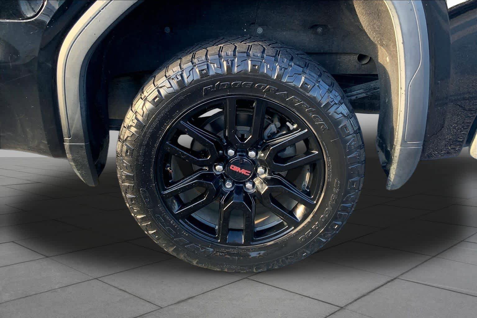 Used 2021 GMC Sierra 1500 Elevation AWD/4WD image 10