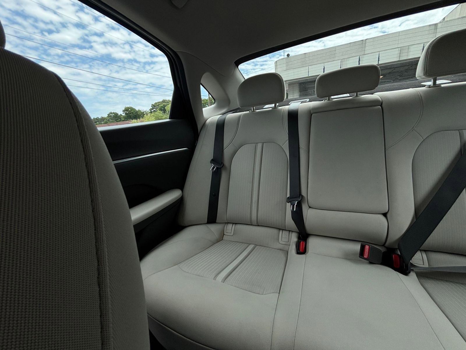 Used 2025 Hyundai Sonata SEL FWD image 42