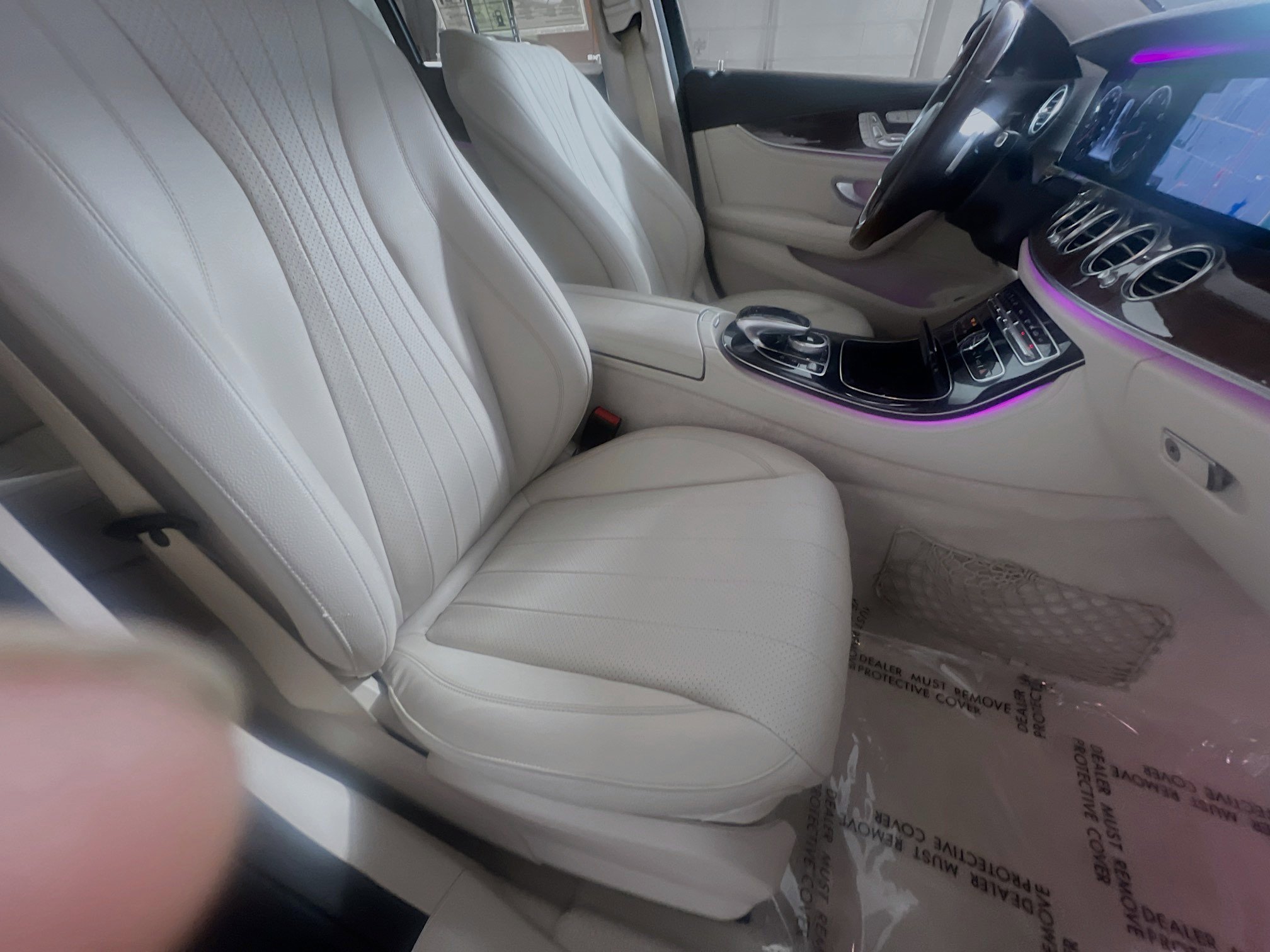 Used 2017 Mercedes-Benz E 300 4MATIC image 31