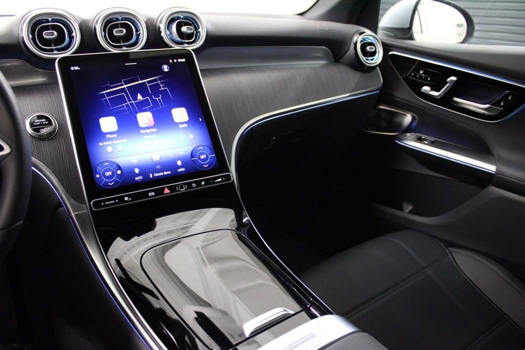 Certified 2026 Mercedes-Benz GLC 300 image 30