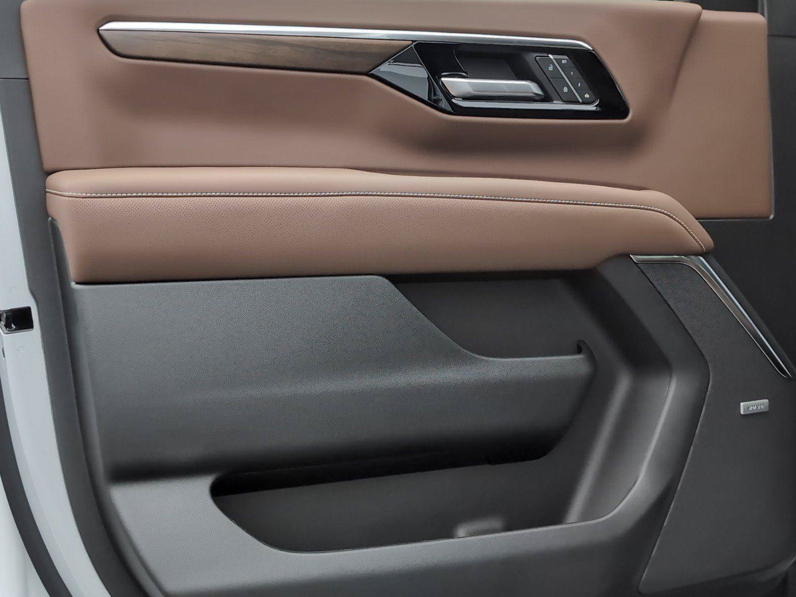 New 2026 Chevrolet Tahoe High Country AWD/4WD image 31