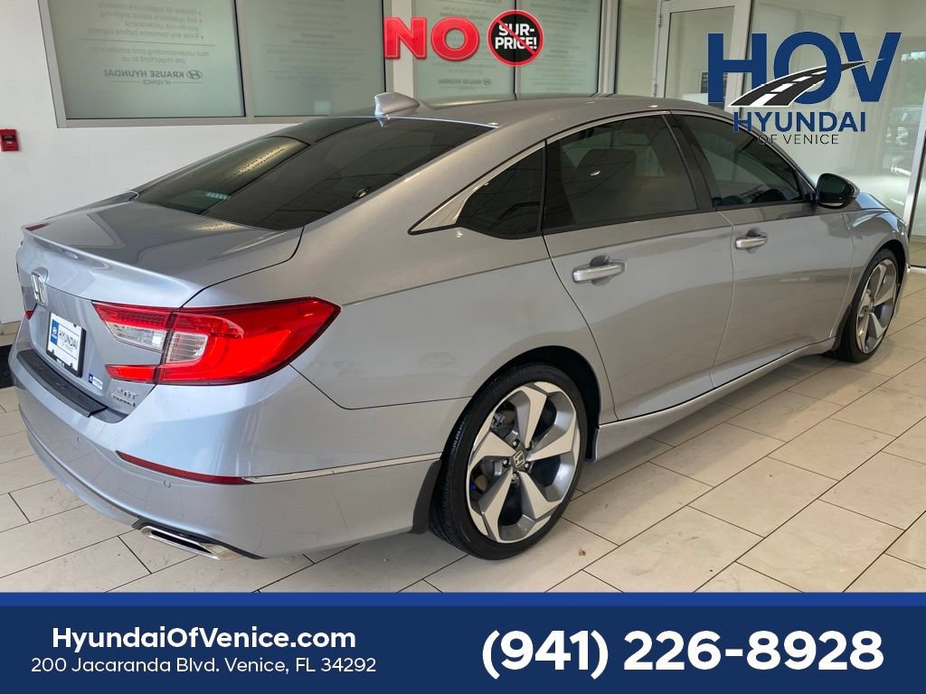 Used 2019 Honda Accord Touring image 6