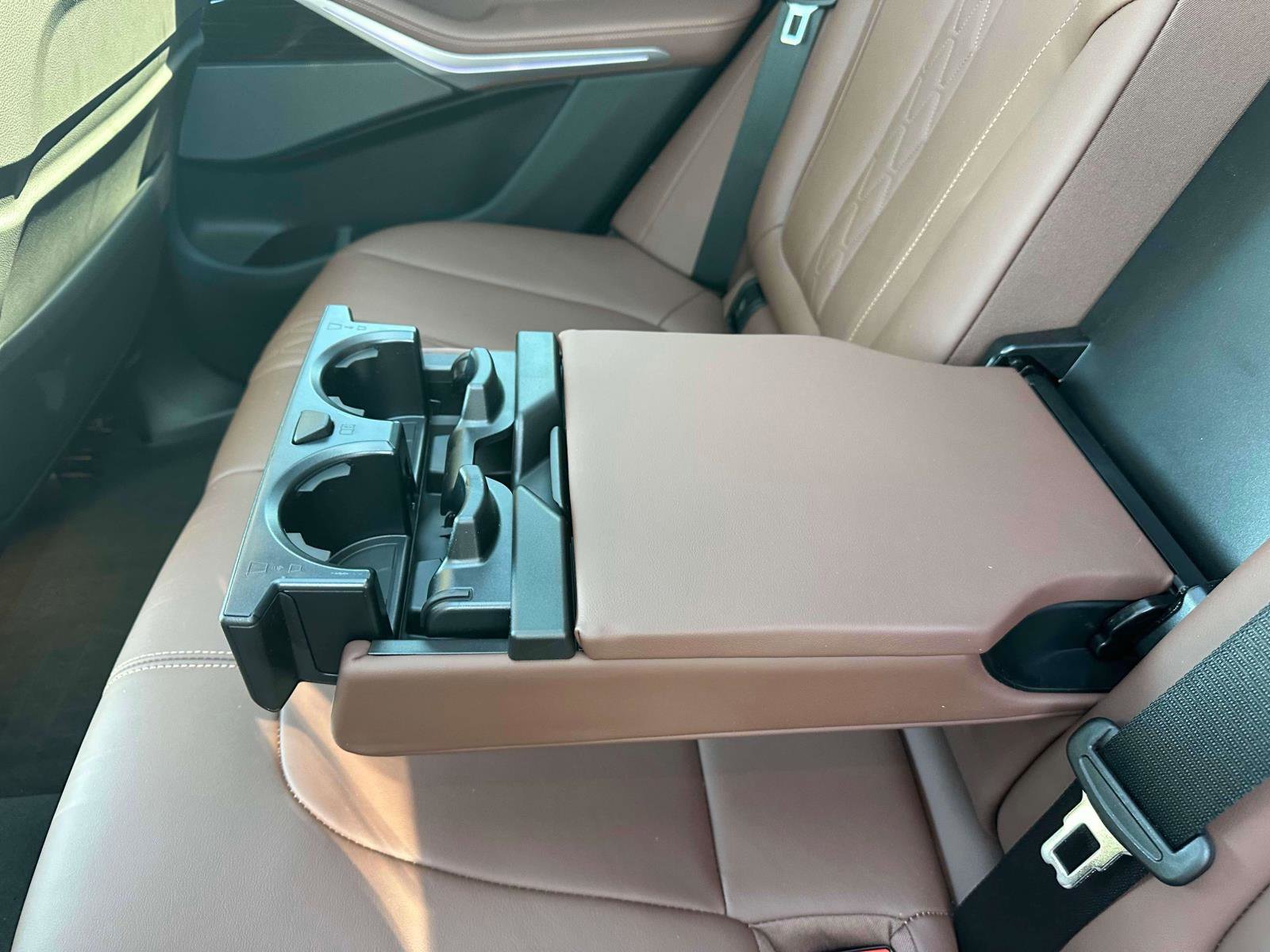 Used 2024 BMW X5 xDrive40i w/ M Sport Package image 10