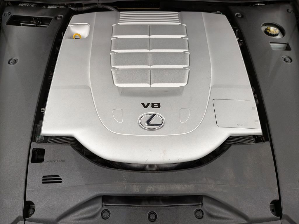 Used 2014 Lexus LS 460 AWD w/ Comfort Package image 34