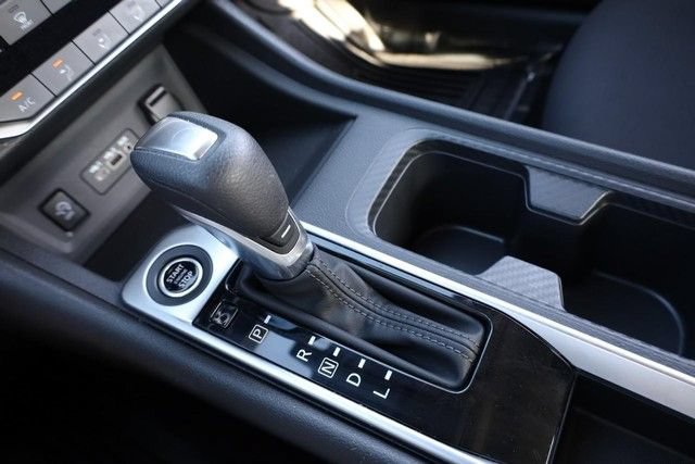 Certified 2025 Nissan Sentra SV FWD image 16