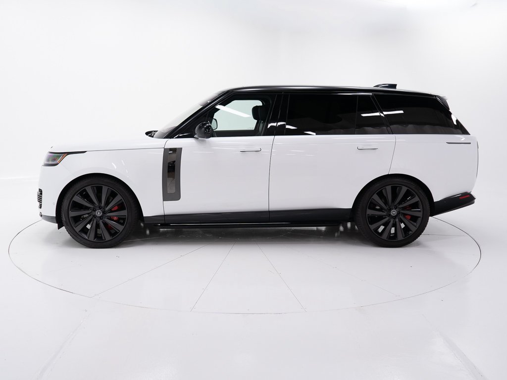 Used 2023 Land Rover Range Rover SV AWD/4WD image 2
