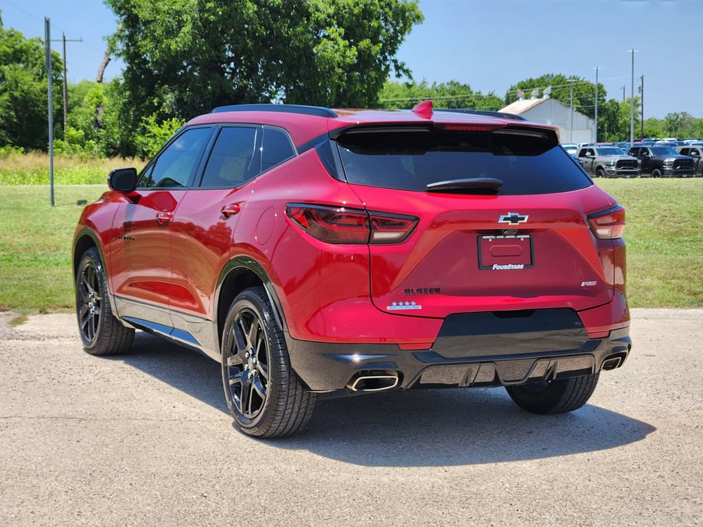 Used 2023 Chevrolet Blazer RS w/ Driver Confidence II Package FWD image 5