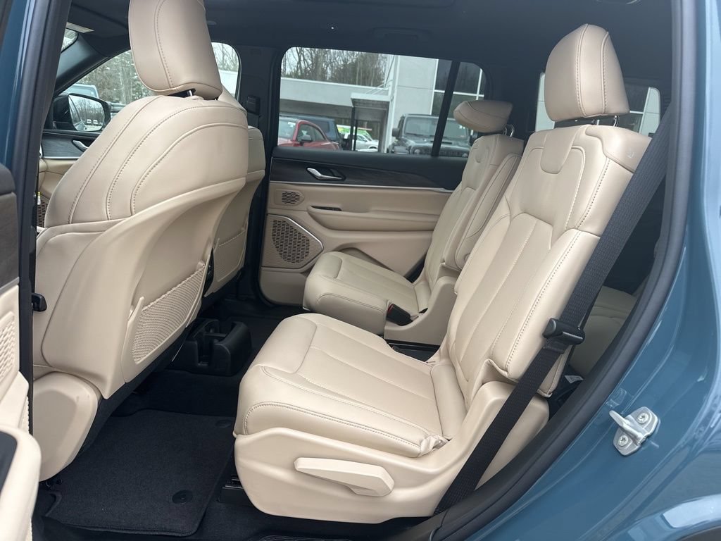 New 2026 Jeep Grand Cherokee L Limited AWD/4WD image 31